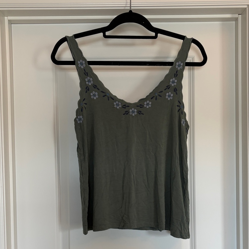 American Eagle Embroidered Scoop Neck Tank Top